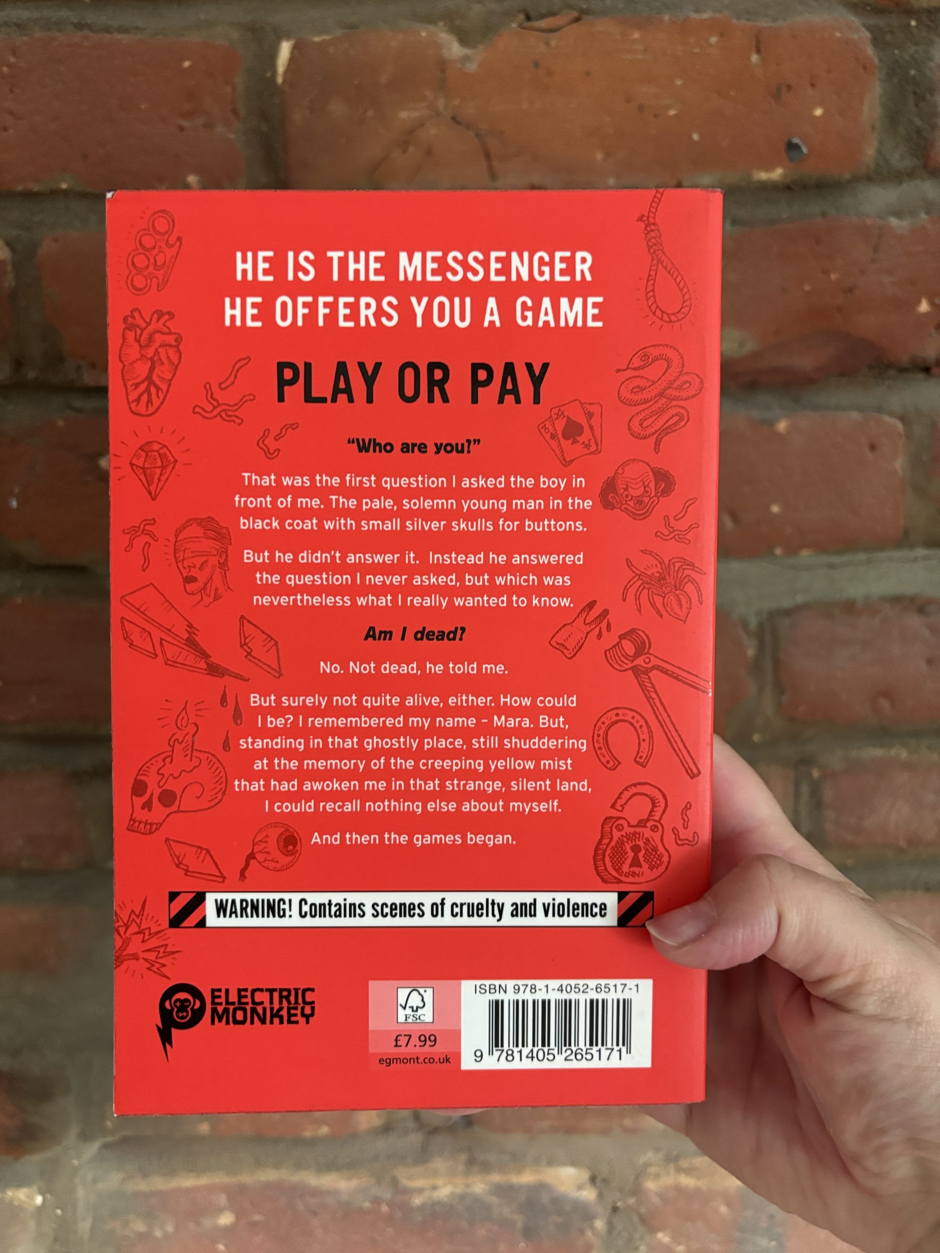 Messenger of Fear Michael Grant back cover