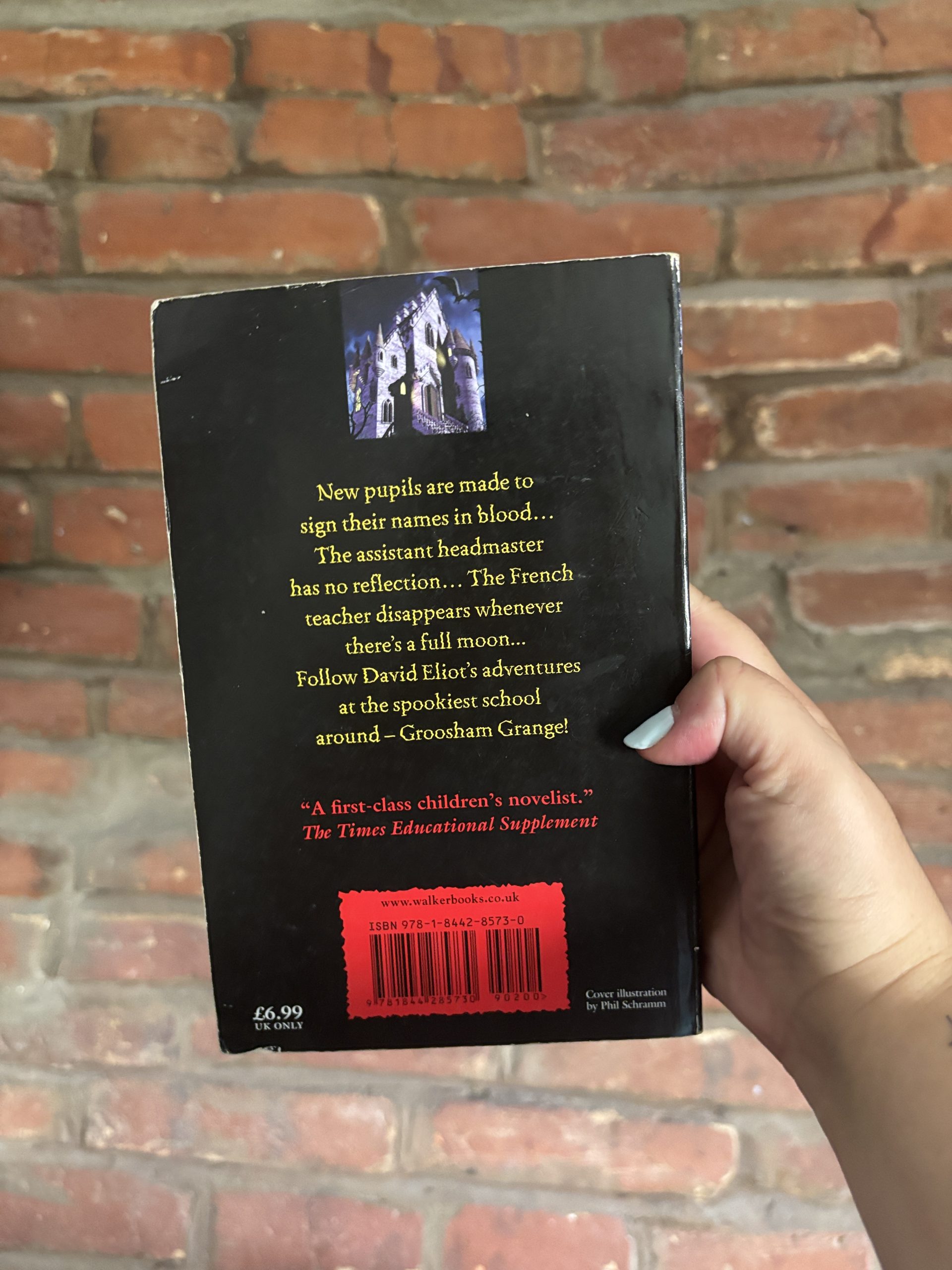 Groosham Grange Anthony Horowitz back cover