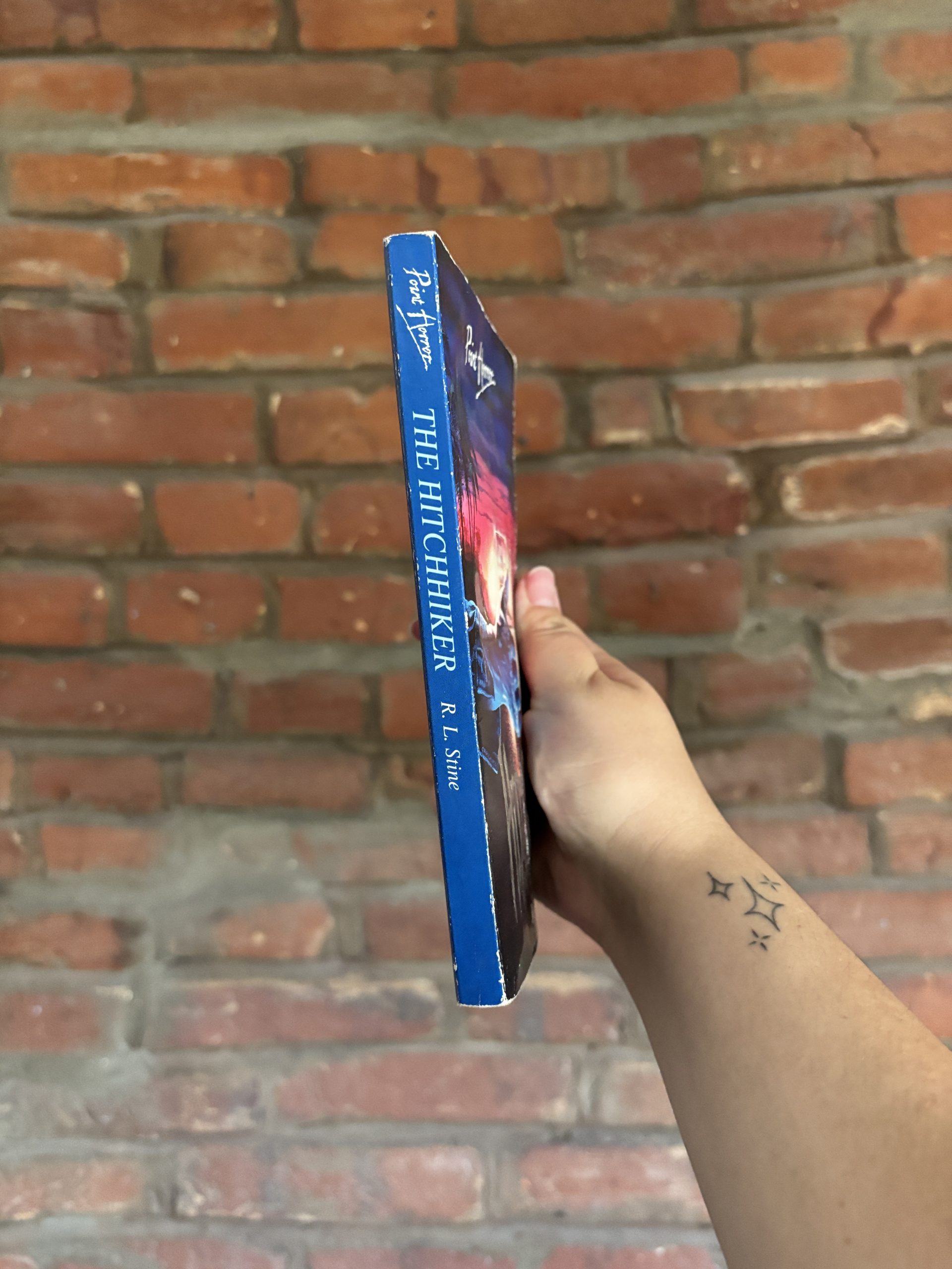 Spine of vintage The Hitchhiker Point Horror paperback by R.L. Stine