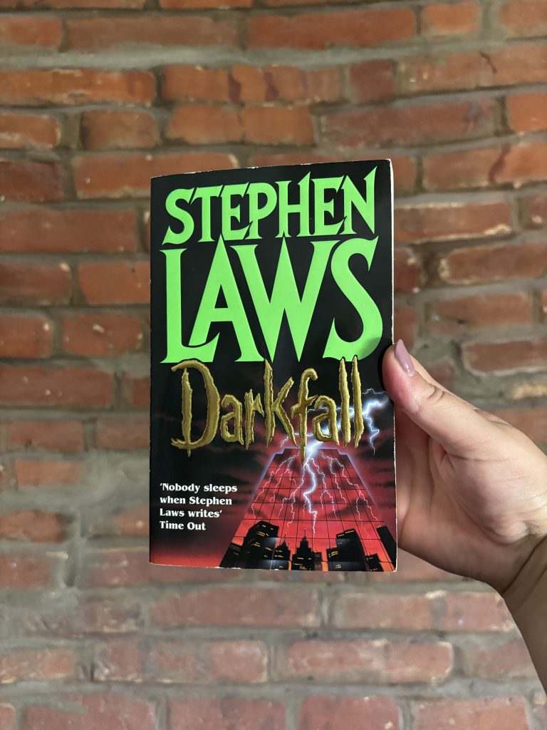 Darkfall by Stephen Laws, 1993 paperback edition, horror novel front cover